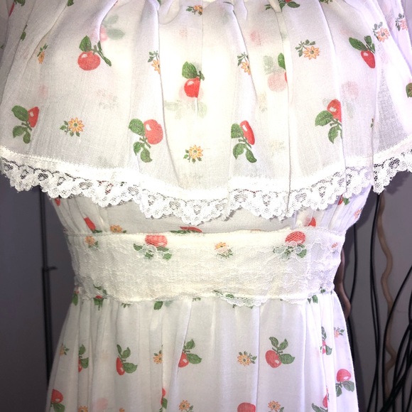 Vintage apple design maxi dress - Picture 6 of 12